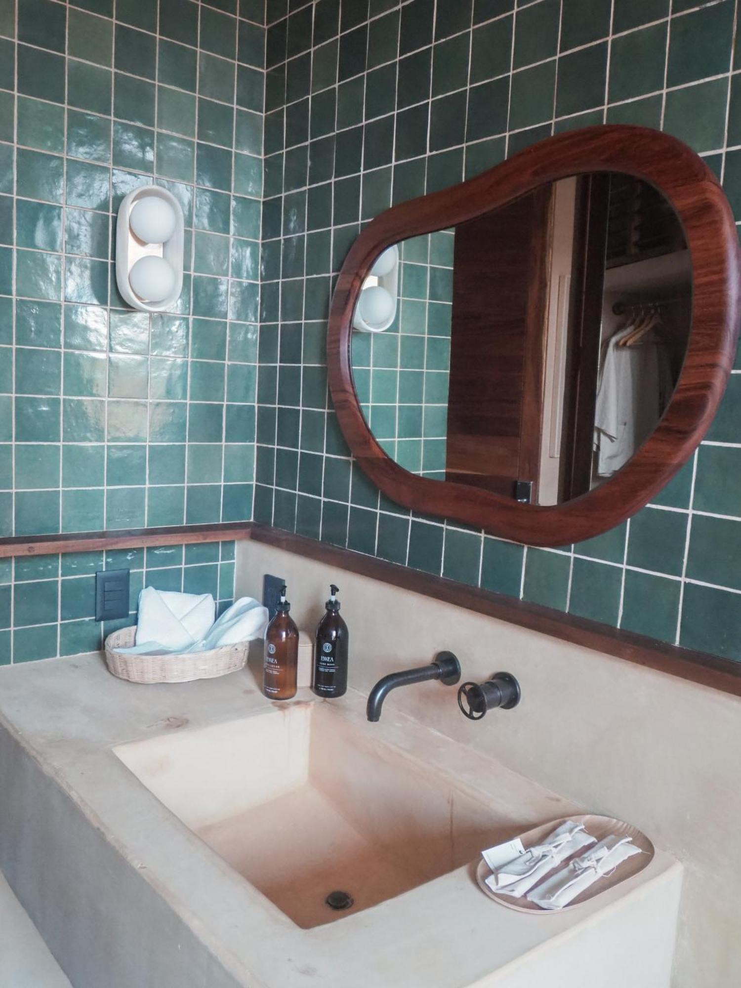 Ennea Hotel - Adults Only Puerto Escondido  Rum bild
